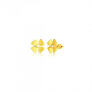 Kolczyki srebrne pozłacane - czterolistne koniczynki z centralnymi cyrkoniami