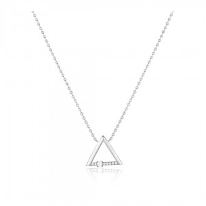 Naszyjnik srebrny z zawieszką - trójkąt zdobiony cyrkoniami