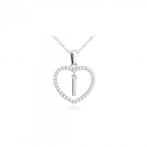 Naszyjnik srebrny z zawieszką - serce z literką "I"