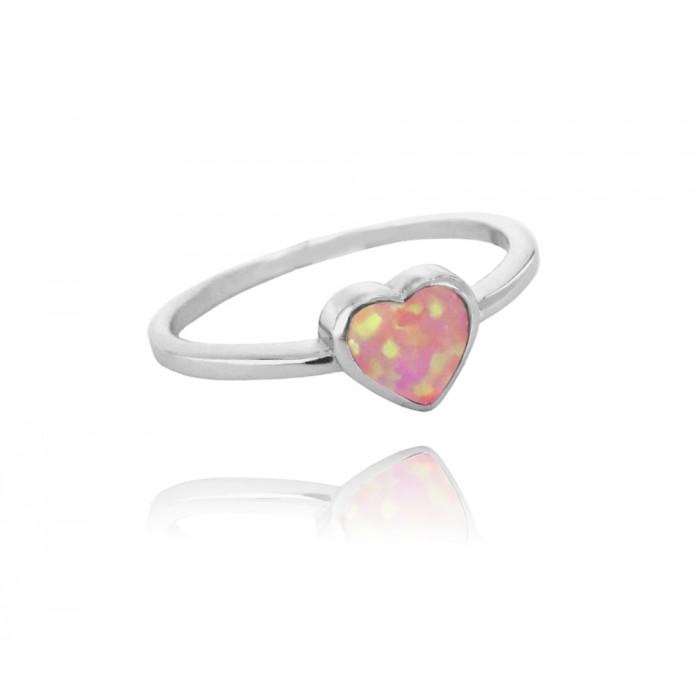 Pierścionek srebrny - opal w kształcie serca