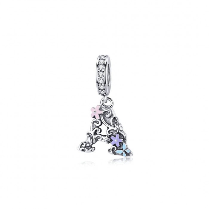 Zawieszka charms - literka 'A' z kwiatami
